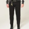 Mustat haalistumattomat urheilulliset skinny-farkut Mustat haalistumattomat urheilulliset skinny-farkut
