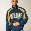 Notre Damen yliopiston Fighting Irish -graafinen tuulitakki Notre Damen yliopiston Fighting Irish -graafinen tuulitakki