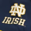 Notre Damen yliopiston Fighting Irish -graafinen tuulitakki
