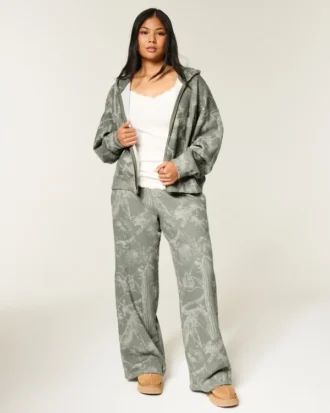 Olive Camo Baggy Sweatpants