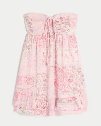 Olkaimeton röyhelöinen babydoll-minimekko