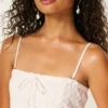 Olkaimeton virkattu babydoll-minimekko Olkaimeton virkattu babydoll-minimekko