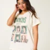 Oversized Off-the-Shoulder Stranger Things -grafiikkapaita Oversized Off-the-Shoulder Stranger Things -grafiikkapaita