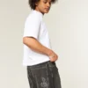 Pesty musta brodeerattu käärme Skater Baggy -farkut Pesty musta brodeerattu käärme Skater Baggy -farkut