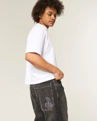 Pesty musta brodeerattu käärme Skater Baggy -farkut