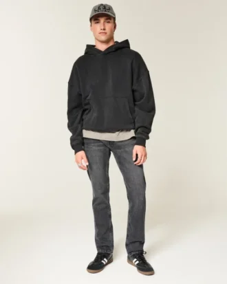 Pesty musta slim straight -farkku
