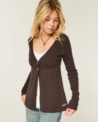 Pitkähihainen Flyaway Babydoll -neuletakki Pitkähihainen Flyaway Babydoll -neuletakki