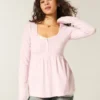 Pitkähihainen Henley-babydoll-toppi Pitkähihainen Henley-babydoll-toppi