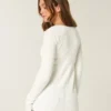 Pitkähihainen, neliönkauluksinen babydoll-neule Pitkähihainen, neliönkauluksinen babydoll-neule