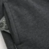 Polven yläpuolelle ulottuvat fleece-ikonishortsit