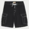 Polvipituiset boardshortsit Polvipituiset boardshortsit
