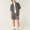 Polvipituiset twill-shortsit Polvipituiset twill-shortsit