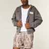 Reiden puoliväliin ulottuvat camo-kuvioiset löysät fleece-shortsit Reiden puoliväliin ulottuvat camo-kuvioiset löysät fleece-shortsit