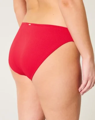 Ribbineulotut bikinit