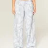 Siniset camo-kuvioiset baggy-verkkarihousut Siniset camo-kuvioiset baggy-verkkarihousut