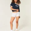 Sivuraitainen fleece-minishortsit Sivuraitainen fleece-minishortsit