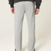 Slim Straight Chino -housut