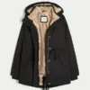 Tekoturkiksella vuorattu parka Tekoturkiksella vuorattu parka