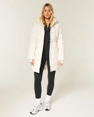 Tekoturkiksella vuorattu puffer-parka