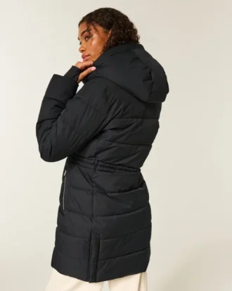 Tekoturkiksella vuorattu puffer-parka