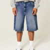Tummat, erittäin väljät denimshortsit Tummat, erittäin väljät denimshortsit