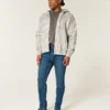 Tummat pesun urheilulliset skinny-farkut Tummat pesun urheilulliset skinny-farkut