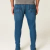 Tummat pesun urheilulliset skinny-farkut Tummat pesun urheilulliset skinny-farkut