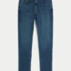 Tummat pesun urheilulliset skinny-farkut Tummat pesun urheilulliset skinny-farkut