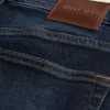 Tummat pesun urheilulliset skinny-farkut Tummat pesun urheilulliset skinny-farkut