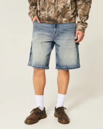 Tummat, väljät denimshortsit