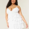 V-kaula-aukkoinen röyhelöinen babydoll-minimekko V-kaula-aukkoinen röyhelöinen babydoll-minimekko