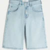 Vaaleat, koristellut superbaggy-denimshortsit Vaaleat, koristellut superbaggy-denimshortsit