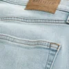 Vaaleat slim straight -farkut Vaaleat slim straight -farkut