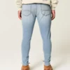Vaaleat urheilulliset skinny-farkut Vaaleat urheilulliset skinny-farkut