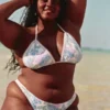 Virkattu, korkea-reunainen bikinialushousu
