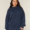 Ylisuuri mock neck -huppari Ylisuuri mock neck -huppari