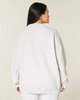 Ylisuuri mock neck -huppari