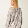 Ylisuuri olkapäät paljastava camo-huppari Ylisuuri olkapäät paljastava camo-huppari