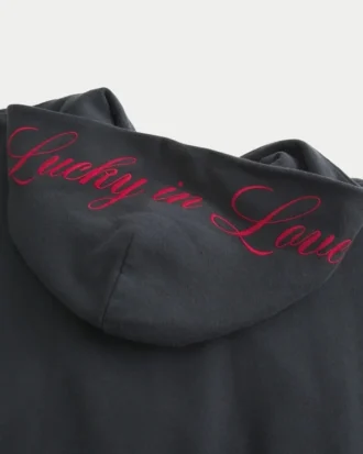 Ylisuuri vetoketjullinen Lucky in Love -grafiikkahuppari